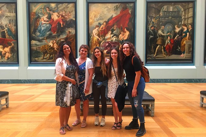 Paris Kids and Families Private Louvre Tour - Seeing the Mona Lisa without making it the whole visit