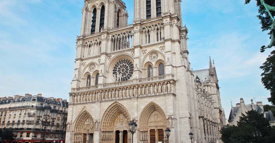 Paris: Latin Quarter Traditional Food Tour with Full Meal - Place de la Contrescarpe and the neighborhood stories