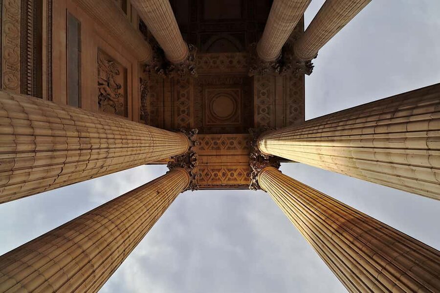 Paris: Latin Quarter Walking Tour with Local Guide - Key points at a glance