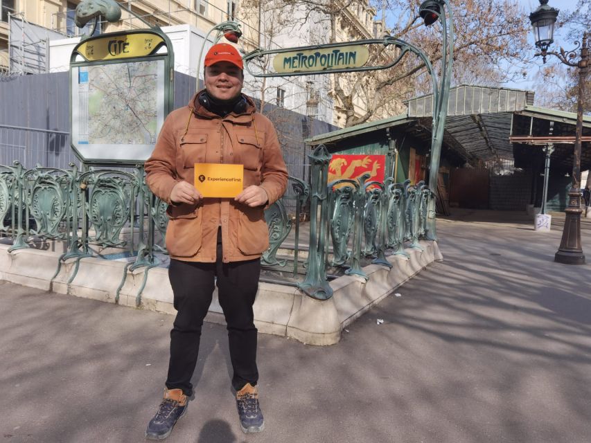Paris: Latin Quarter Walking Tour with Local Guide - Saint Michel Fountain and the Latin Quarter’s first scenes