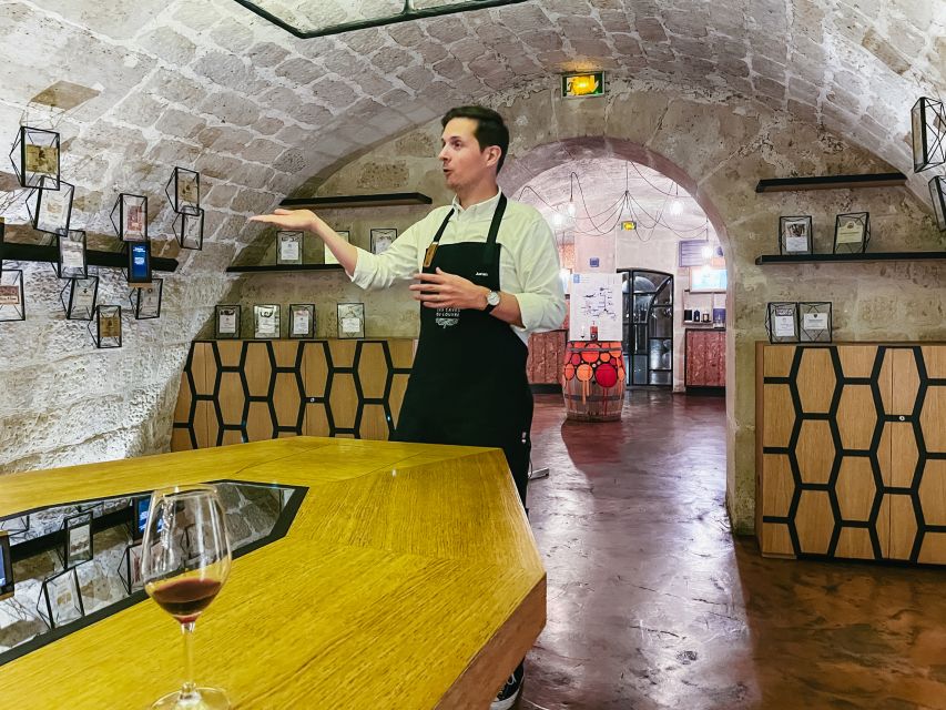 Paris: Les Caves du Louvre Guided Tour with Wine Tastings - Tips for getting the most from the hour