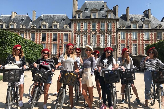 Paris Local Districts and Stories Off the Beaten Track Guided Bike Tour - The guides make the difference
