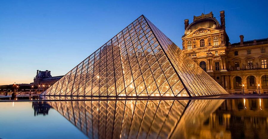 Paris: Louvre Guided Tour with Reserved Access & Boat Cruise - Key points at a glance