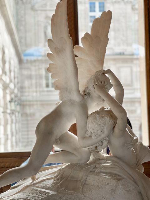 Paris: Louvre Mona Lisa Discovery Guided Tour with Ticket - The Louvre after the guide leaves