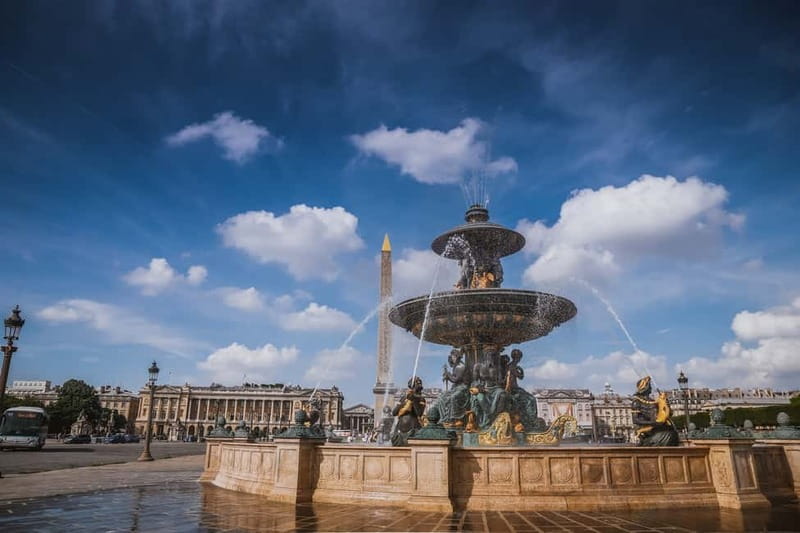 Paris: Louvre Museum Entry Ticket and Garden Walking Tour - Key details before you book