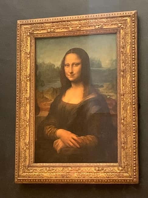 Paris: Louvre Museum Skip-the-Line Tickets for Monalisa - What the $65 price really buys