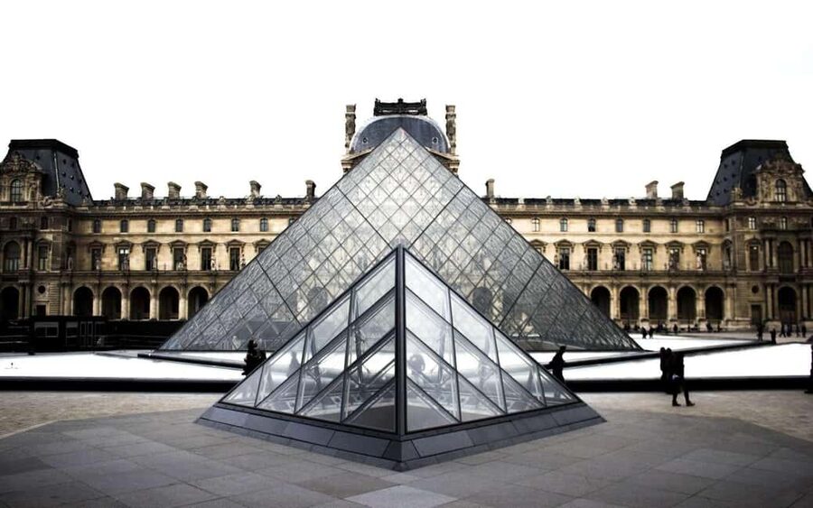 Paris: Louvre Museum Ticket with Optional Hosted - Beginning outside at the glass pyramid