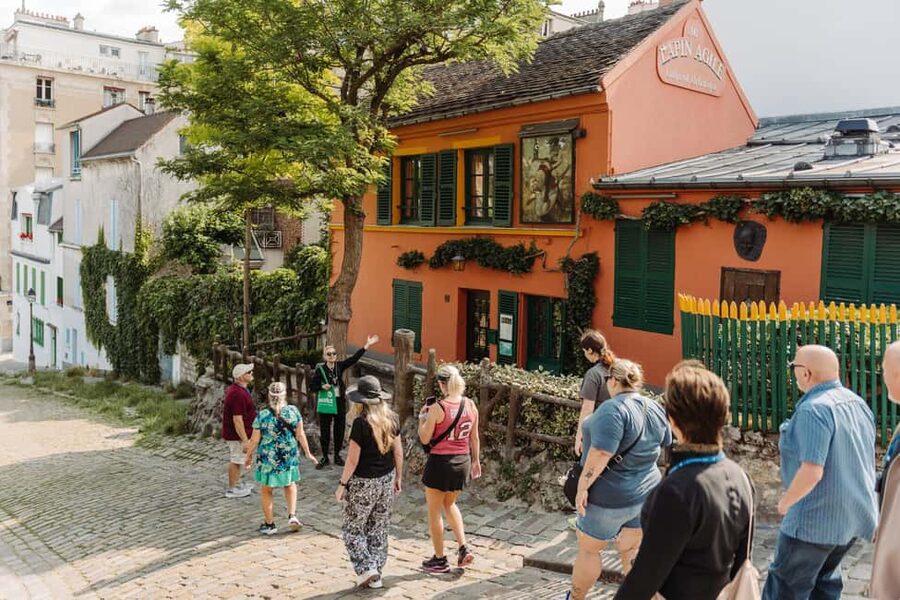 Paris: Louvre or Orsay, Eiffel Tower, City Walk & Cruise - A full day that gives you Paris in broad strokes