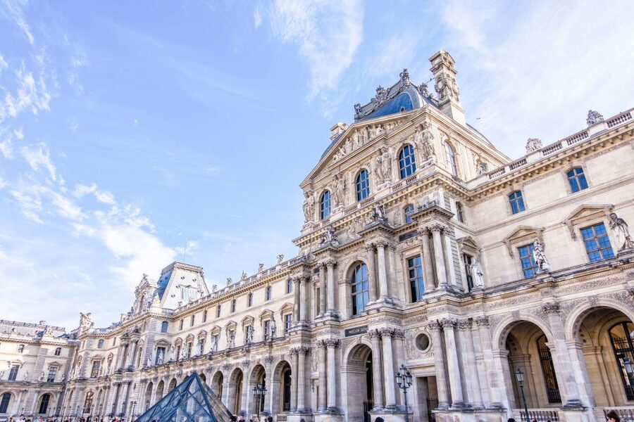 Paris: Louvre Reserved Ticket and River Cruise Combo - How much time should you allow inside?