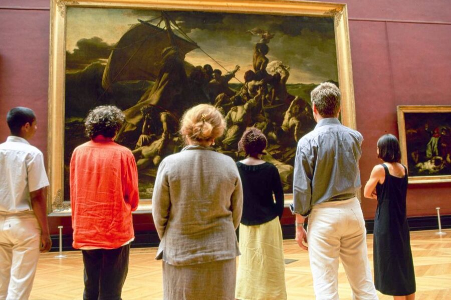 Paris: Louvre Reserved Ticket and River Cruise Combo - Building a good one-day plan