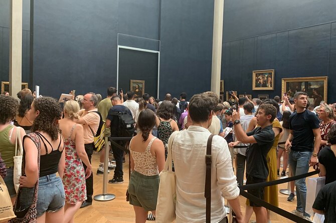 Paris Louvre Small Group Tour with Pre-Reserved Tickets - Timing, strikes, and other risks