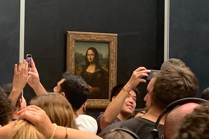 Paris Louvre Small Group Tour with Pre-Reserved Tickets - Meeting at Le Nemours before the Pyramid