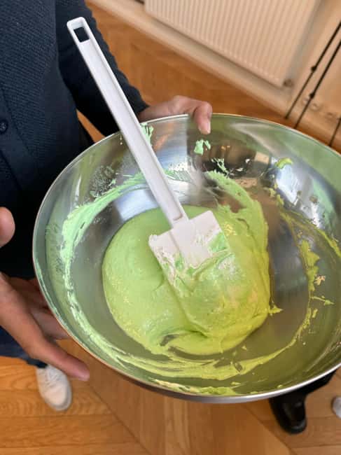 Paris: Macaron Baking Class in Central Paris - The opening lesson: why macarons are difficult