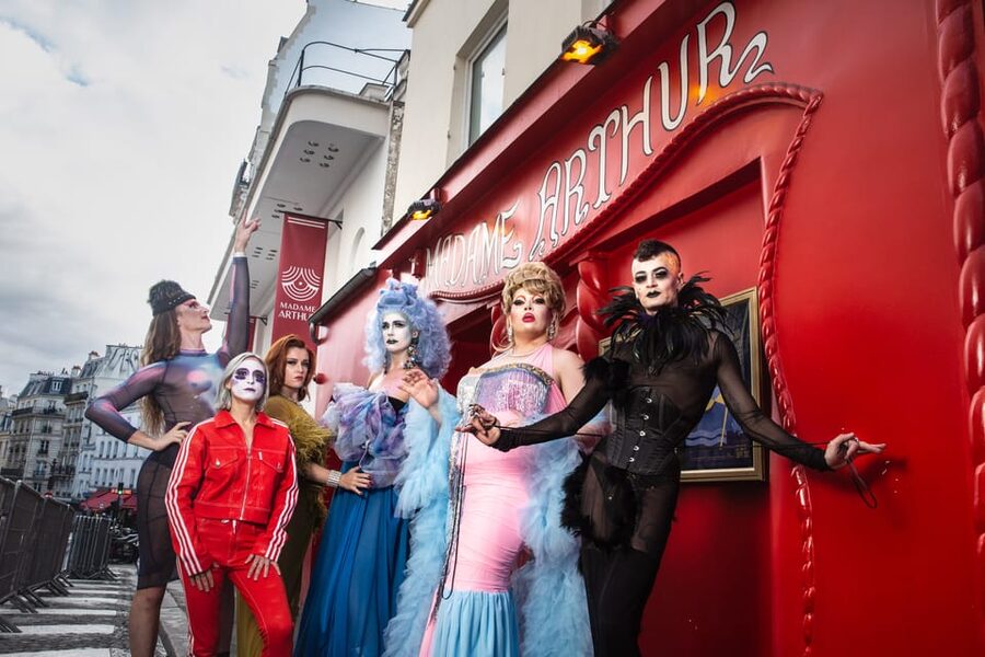 Paris : Madame Arthur Cabaret Show & Club Entry Ticket - The Late-Night Program From 10:30 PM to Midnight