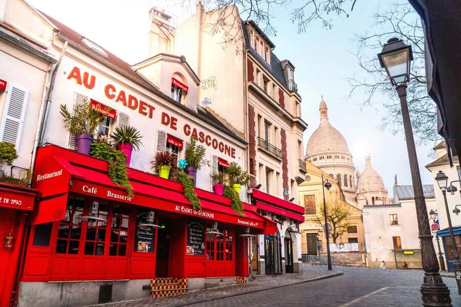 Paris: Montmartre Hidden Gems and Highlights Walking Tour - Key points at a glance