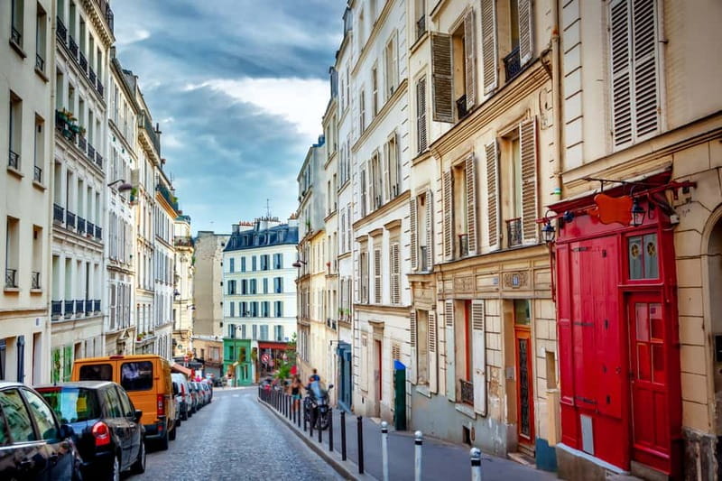 Paris: Montmartre Hidden Gems and Highlights Walking Tour - Following Van Gogh, Toulouse-Lautrec, and Renoir