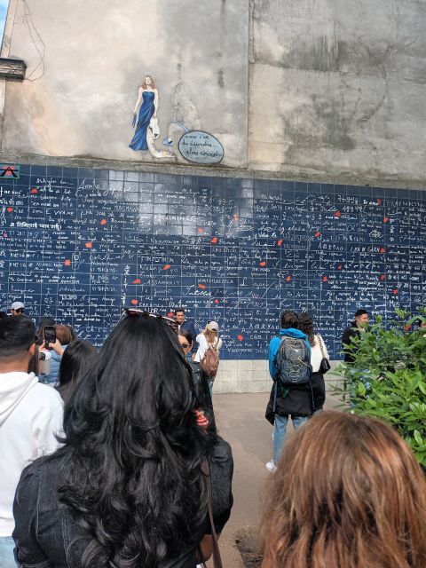 Paris: Montmartre Small Group Guided Walking Tour - The Wall of Love and Place des Abbesses