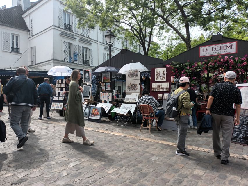 Paris: Montmartre Small Group Guided Walking Tour - Ending near the Moulin Rouge