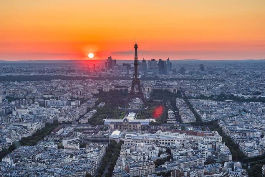 Paris: Montparnasse Tower Observation Deck Entry Ticket - Magnicity: a useful phone guide, not a required extra