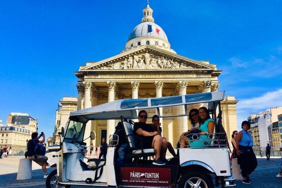 Paris: Most Iconic Monuments Guided Tour by Tuk Tuk - Moulin Rouge, Montmartre, and Sacré-Coeur