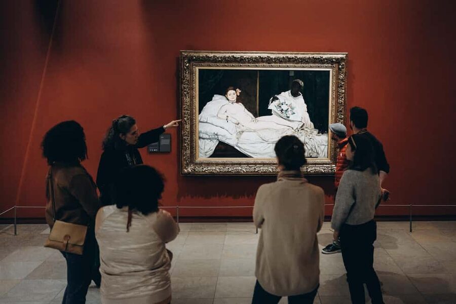 Paris: Musée d’Orsay Ticket and Guided Tour - Crowds, comfort, and access