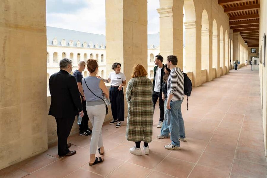 Paris: Napoleon’s Tomb & Invalides Small Group Guided Tour - Meeting outside Café de l’Esplanade