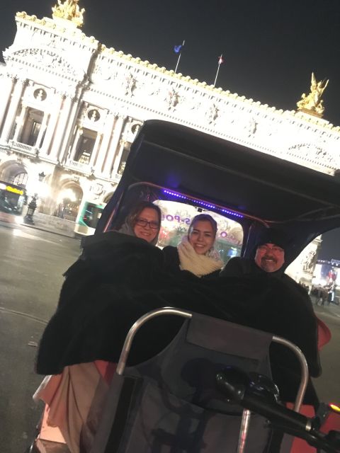 Paris: Nighttime Tuk-Tuk Tour - What the driver-guide adds