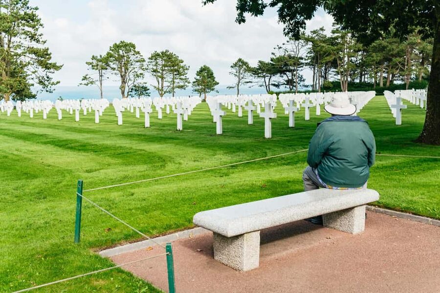 Paris: Normandy D-Day Sites Guided Day Trip with Lunch - Meeting in Paris at Place du Général Kœnig