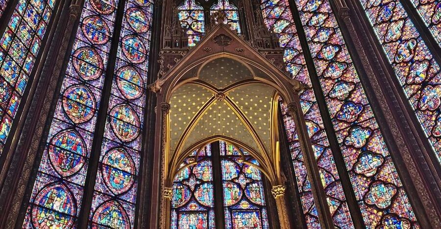 Paris: Notre Dame Outdoor Tour with Sainte-Chapelle / Crypt. - Sainte-Chapelle and its famous stained glass