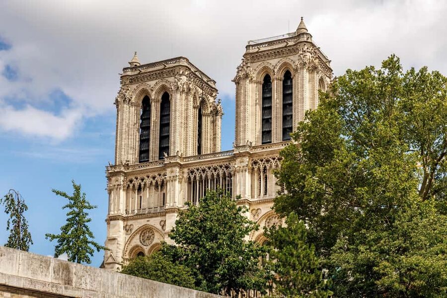 Paris: Notre Dame Outside Tour and Sainte Chapelle Ticket - Notre Dame after the 2019 fire