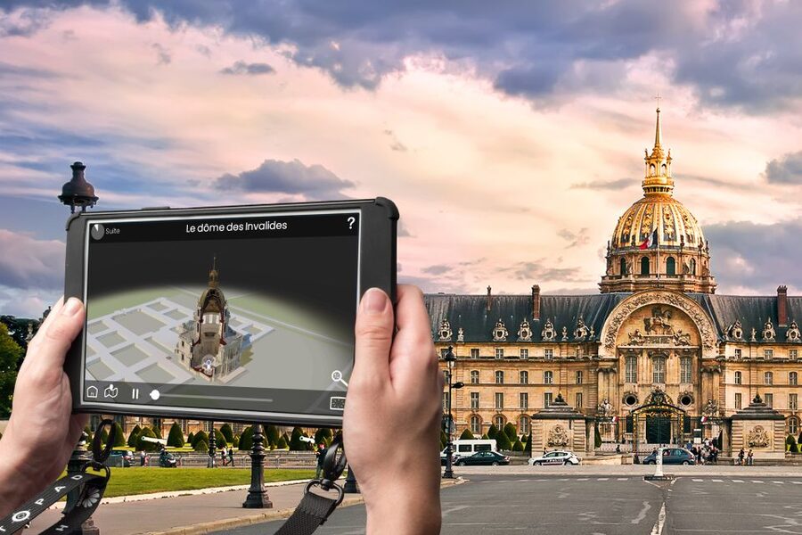 Paris: Openair Double Decker Bus Audio-Guided City Tour - Place de la Concorde and the Champs-Elysees