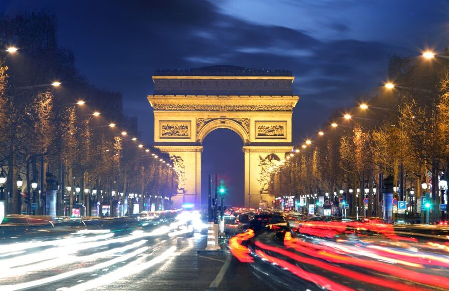 Paris: Panoramic Night Tour with Audio Guide and Host - Key points to know before booking