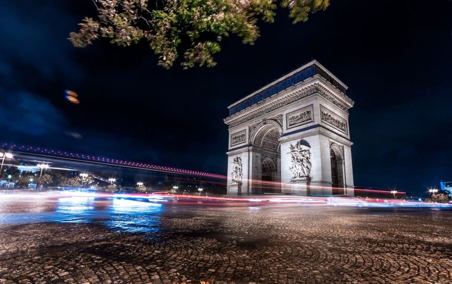Paris: Panoramic Night Tour with Audio Guide and Host - Saint-Germain-des-Prés and Invalides