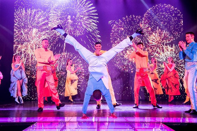 Paris Paradis Latin Cabaret Show with Champagne - Arrival, clothing, and getting there