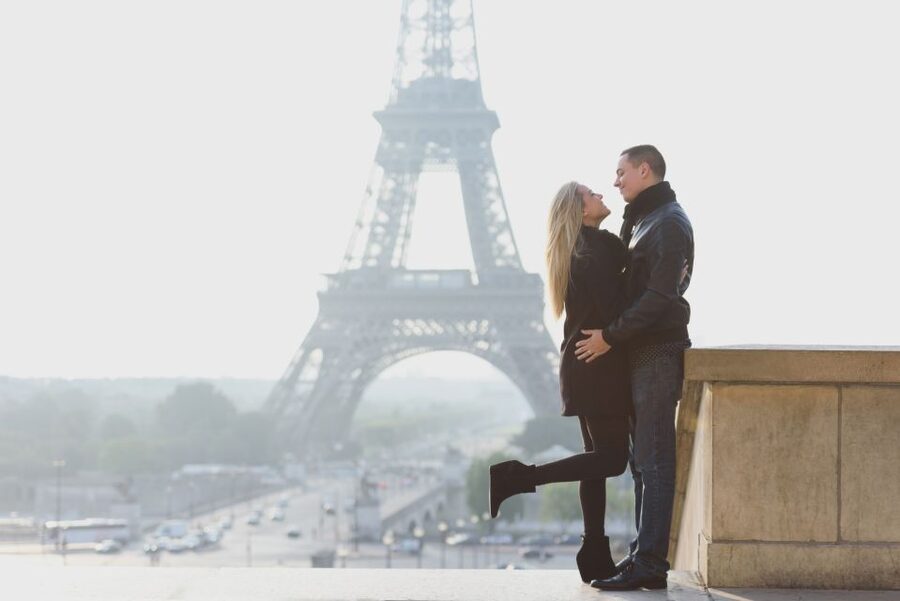 Paris: Photo Shoot with a Private Travel Photographer - How the photographer changes the experience