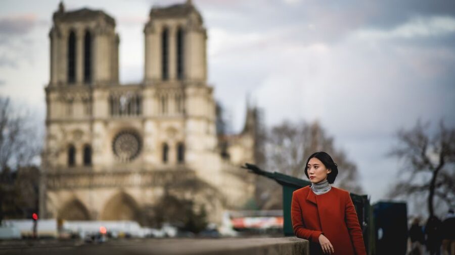 Paris: Premium Film Director Photoshoot & Natural Direction - Key Details Before You Book