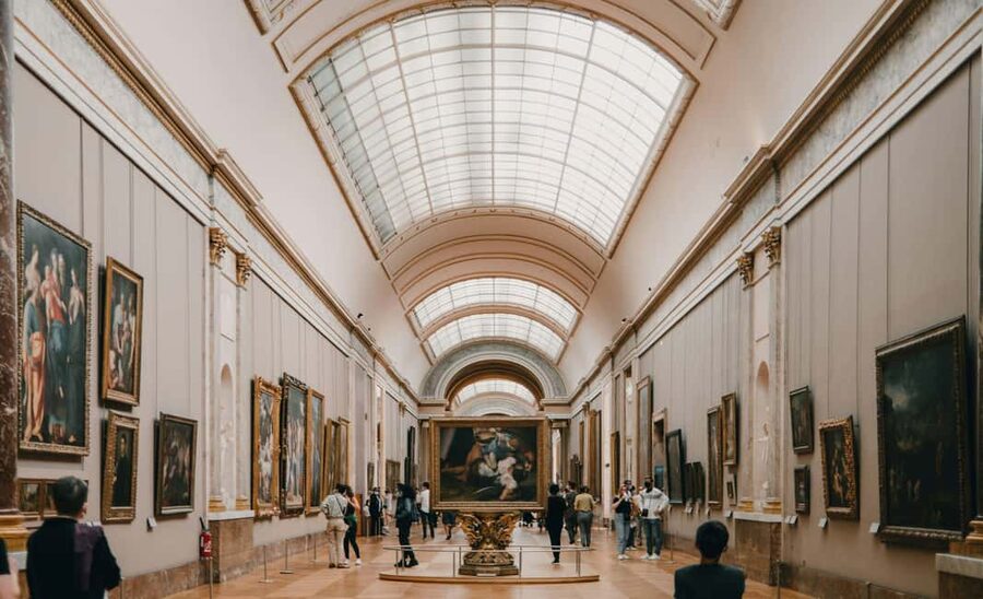 Paris: Priority Access Louvre with Host -Direct to Mona Lisa - Who will get the most from this Louvre visit?