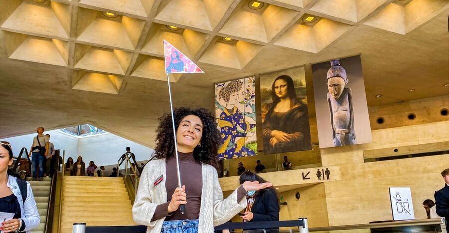 Paris: Priority Access Louvre with Host -Direct to Mona Lisa - How much guidance should you expect?