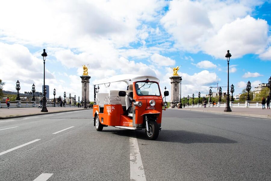 Paris: Private City Highlight Tour by Electric Tuk-Tuk - Starting at Saint-Germain-des-Prés