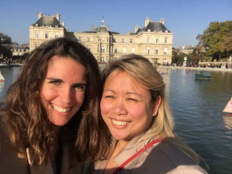 Paris: Private Custom Highlights and Gems Tour with a Local - Key points to know before booking