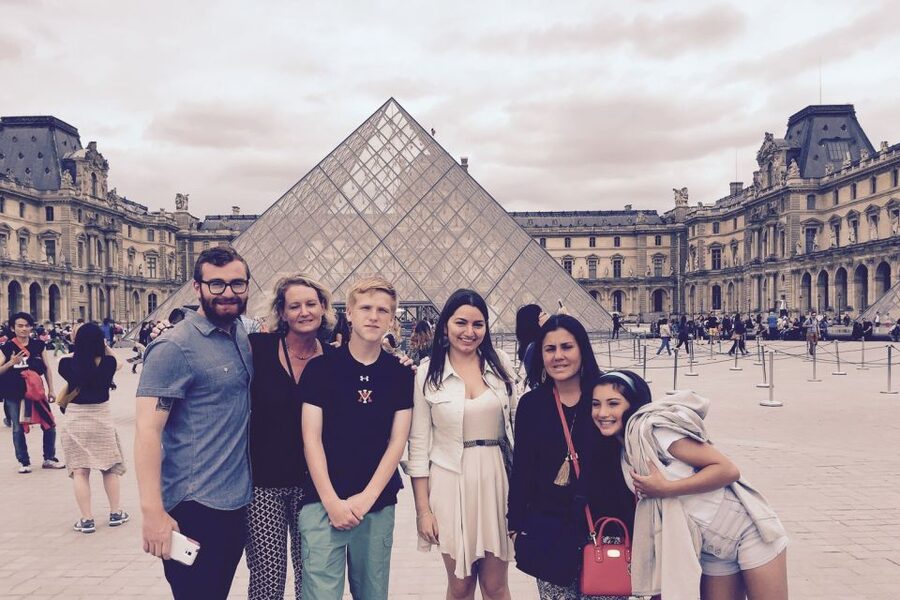Paris: Private Customized Tour with a Local Guide - What this Paris tour really offers