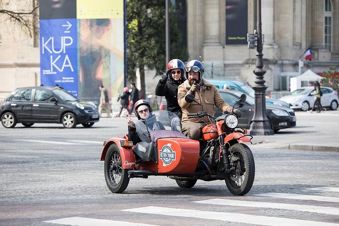 Paris Private Flexible Duration Guided Tour on a Vintage Sidecar - Saint-Germain-des-Prés and Ile de la Cité