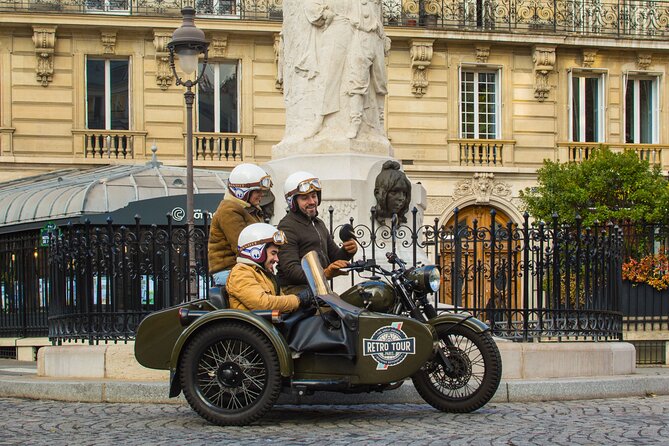 Paris Private Flexible Duration Guided Tour on a Vintage Sidecar - Eiffel Tower, Seine quays, and Trocadéro views