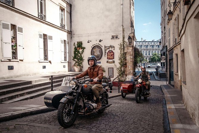 Paris Private Flexible Duration Guided Tour on a Vintage Sidecar - Montmartre, Place du Tertre, and Sacré-Coeur