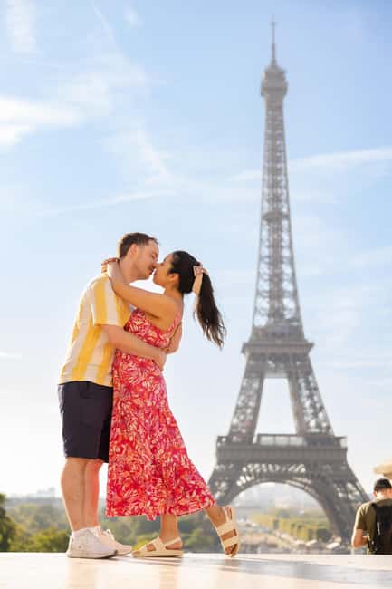 Paris: Private Photoshoot at the Eiffel Tower - Is $41 good value for Paris?