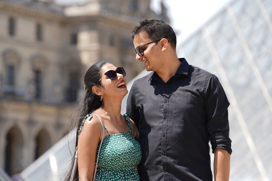 Paris: Private Photoshoot Outside the Louvre Museum - Key points at a glance