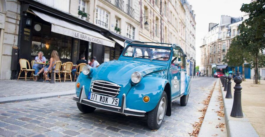 Paris: Private Sightseeing Tour in Citroën 2CV - Key points to know before booking