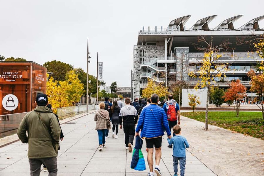 Paris: Roland-Garros Stadium Guided Backstage Tour - The players’ corridor and restricted stadium spaces