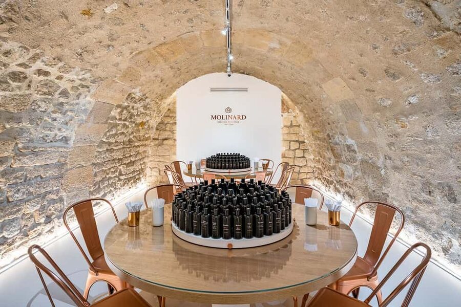 Paris Saint Honoré Ier: Perfume Creation Workshop - The expert guidance keeps the process easy