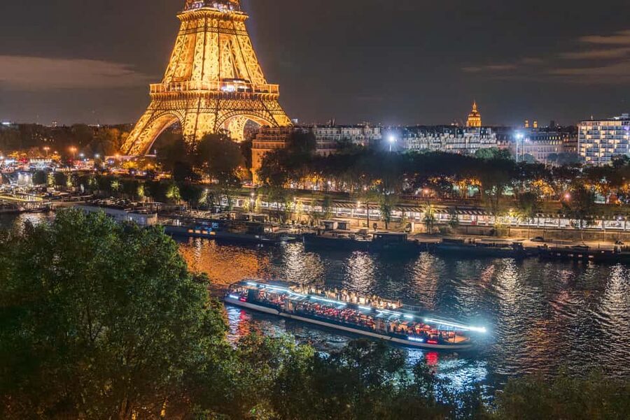 Paris : Scenic Cruise on the Seine River with Champagne - The Eiffel Tower from the river